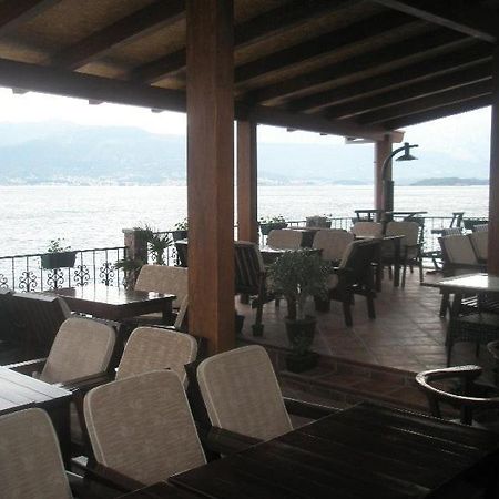 Hotel Anderba คราซิชิ ภายนอก รูปภาพ