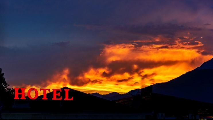 Hotel Anderba คราซิชิ ภายนอก รูปภาพ